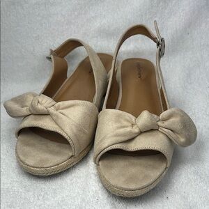 Comfortview, Cream suede Slingback Sandals